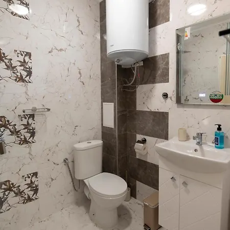 By The River 2 Lejlighed *